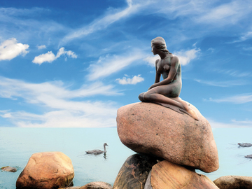 北歐丹麥哥本哈根美人魚雕像